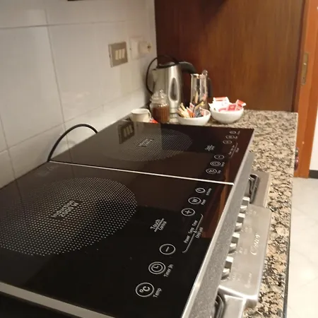 アパート Grifo ヴェルナッツァ